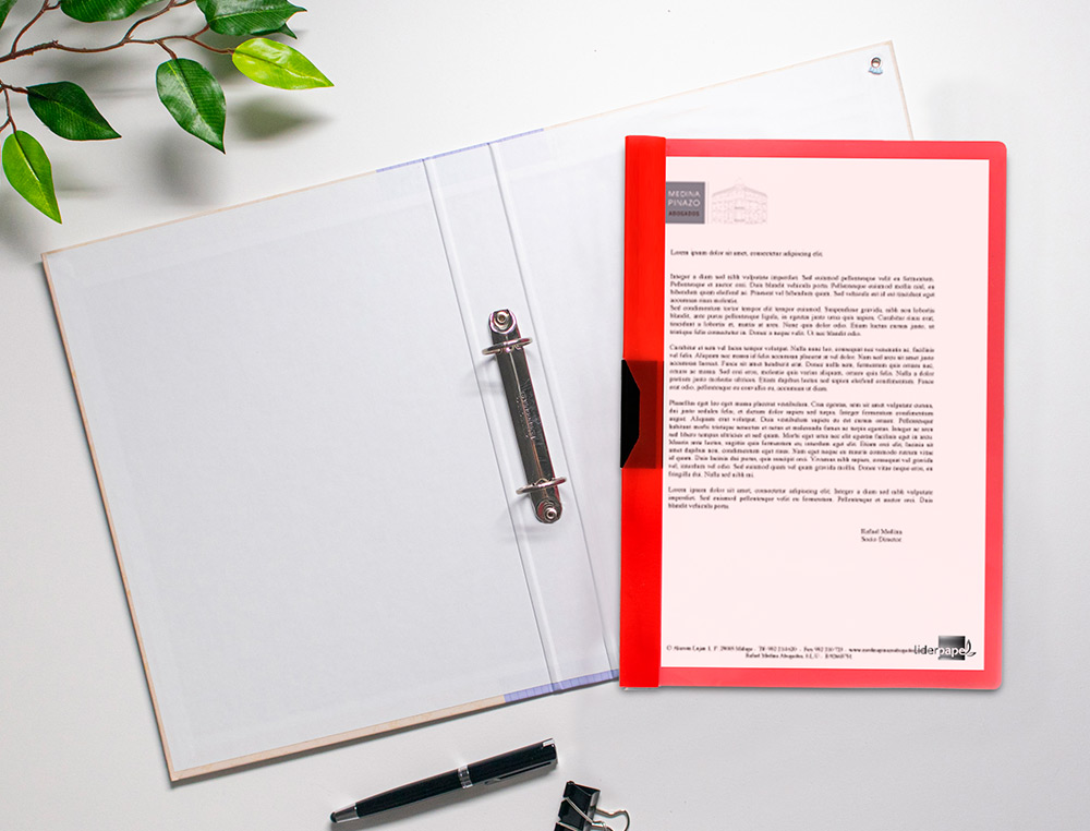 CARPETA LIDERPAPEL DOSSIER PINZA LATERAL POLIPROPILENO DIN A4 ROJO TRANSLUCIDO 60 HOJAS PINZA DESLIZANTE