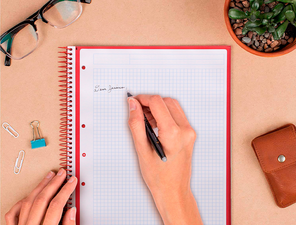 CUADERNO ESPIRAL A4 MICRO ANTARTIK TAPA FORRADA 80H 90 GR CUADRO 5MM 1 BANDA 4 TALADROS MOSTAZA